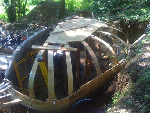 hobbit house underground, dome, concrete